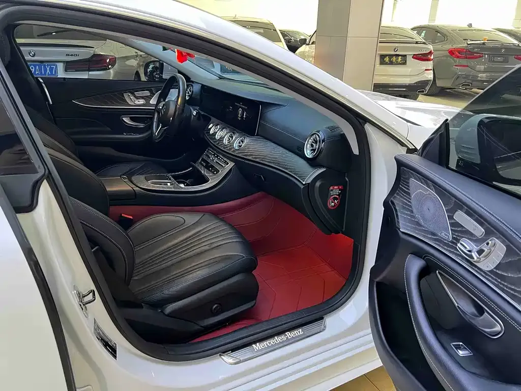 Mercedes-Benz CLS — фото 4