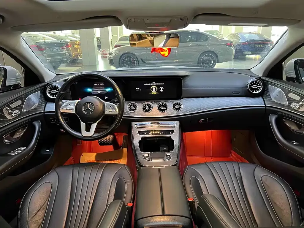Mercedes-Benz CLS — фото 9