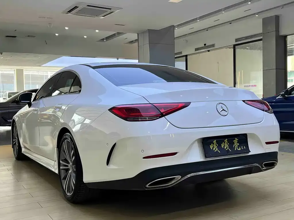 Mercedes-Benz CLS — фото 2