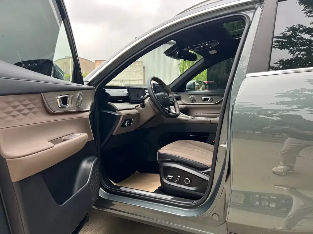 Chery Tiggo 8 PLUS — фото 6