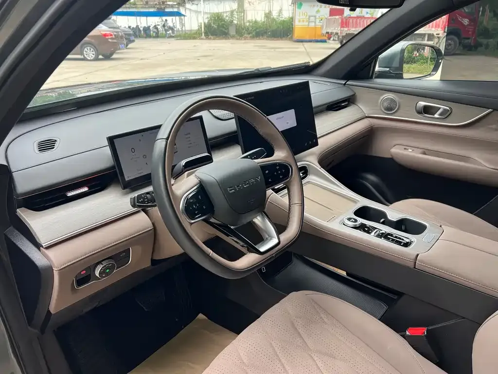 Chery Tiggo 8 PLUS — фото 8