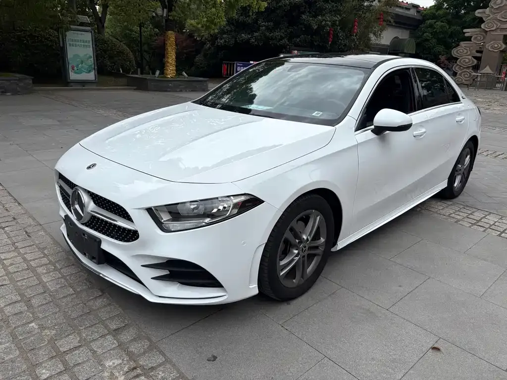 Mercedes-Benz A-Class — фото 1
