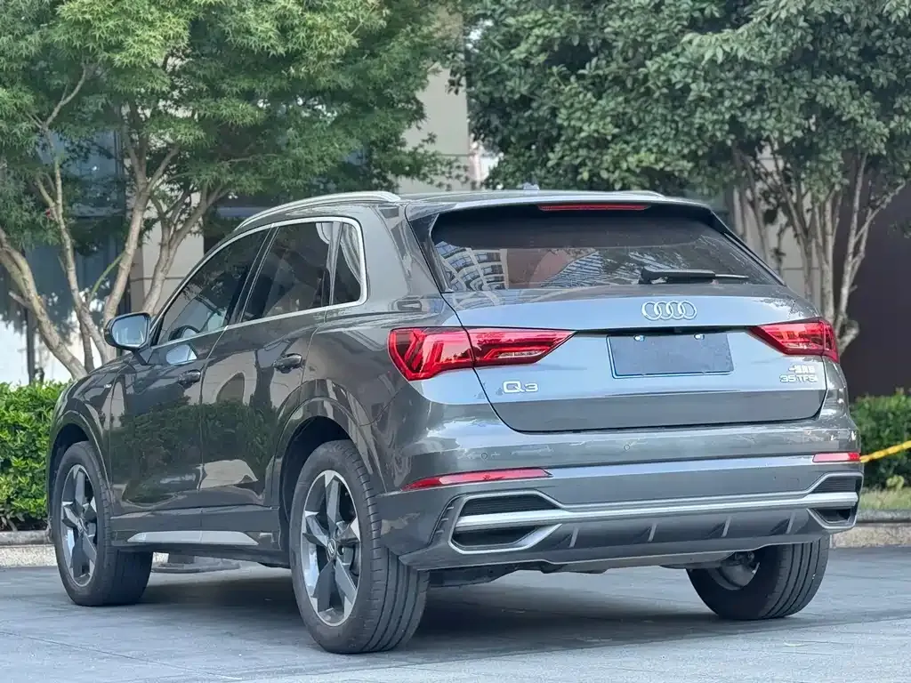 Audi Q3 — фото 4