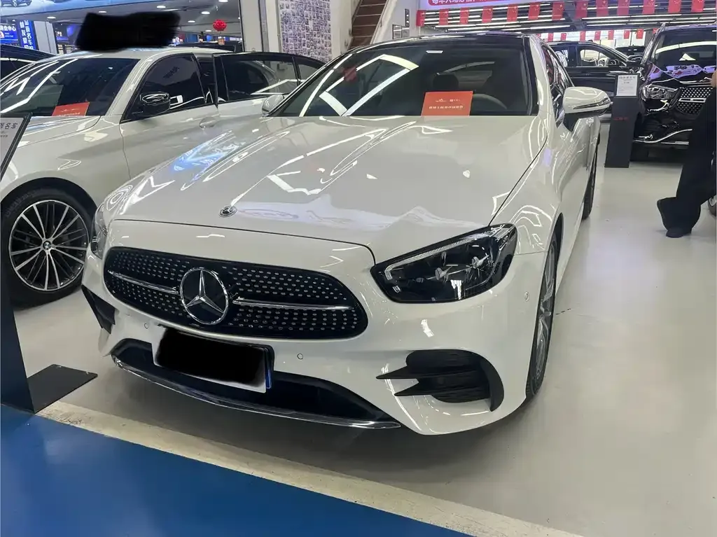 Mercedes-Benz E-Class (Import) — фото 2