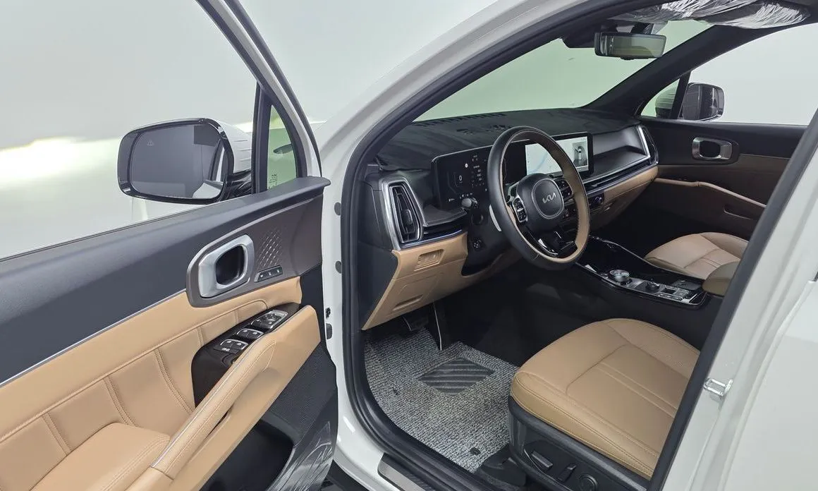 Kia Sorento — фото 8
