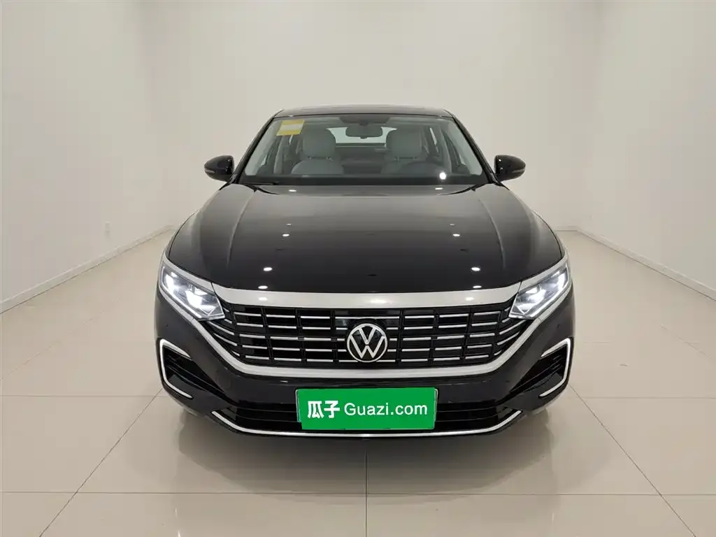 Volkswagen Passat New Energy — фото 5