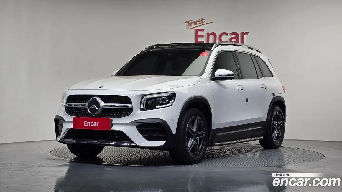 Mercedes-Benz GLB-Class — фото 1