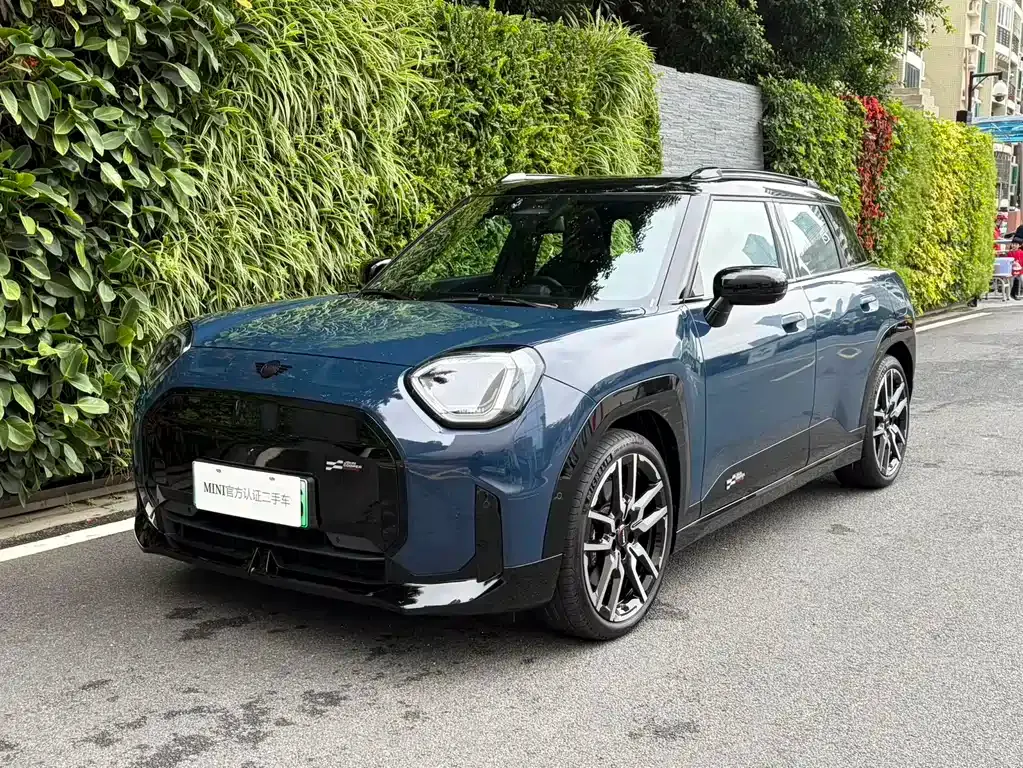 MINI Aceman EV — фото 1