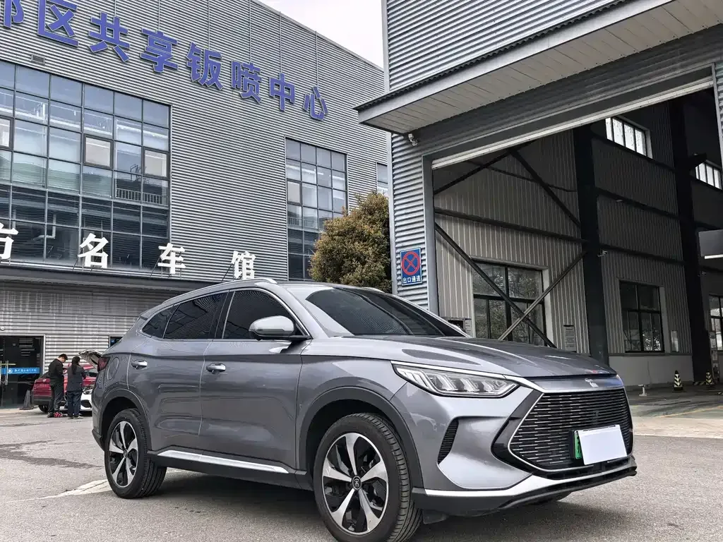 BYD PLUS New Energy — фото 9
