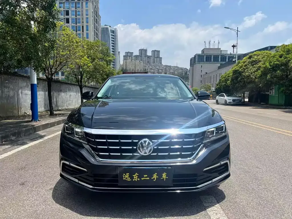 Volkswagen Passat — фото 8