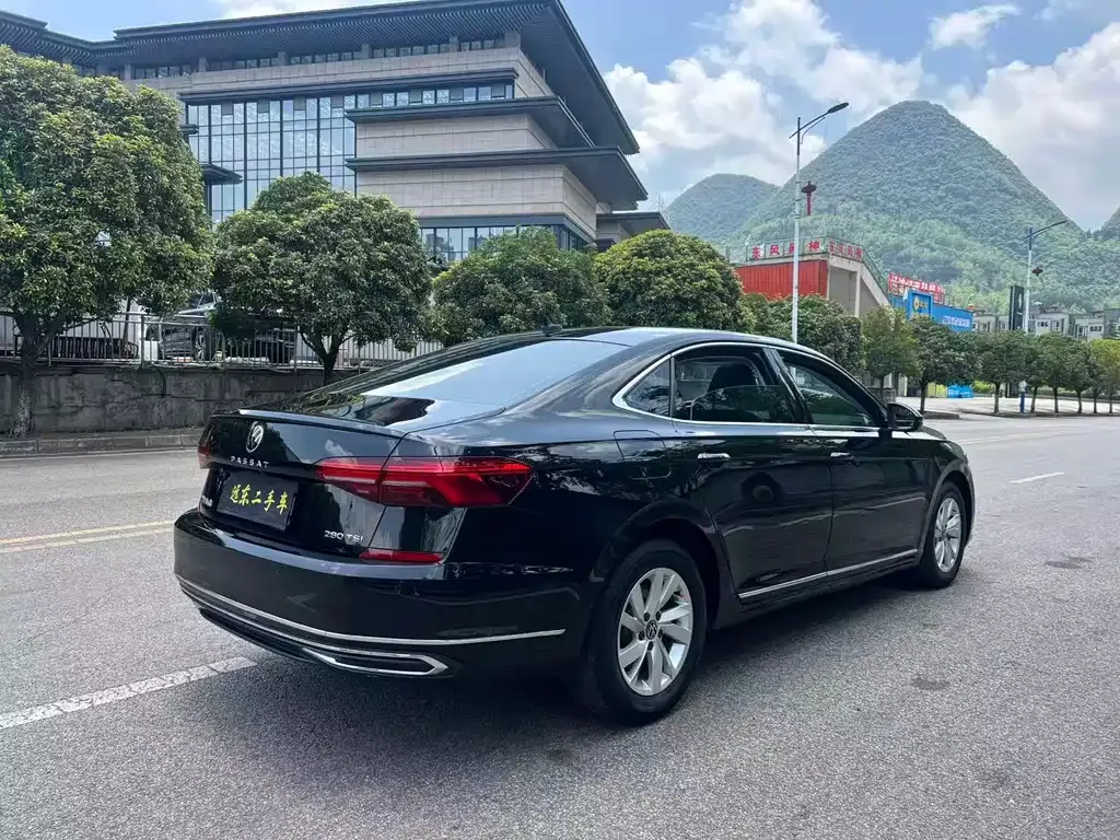 Volkswagen Passat — фото 4