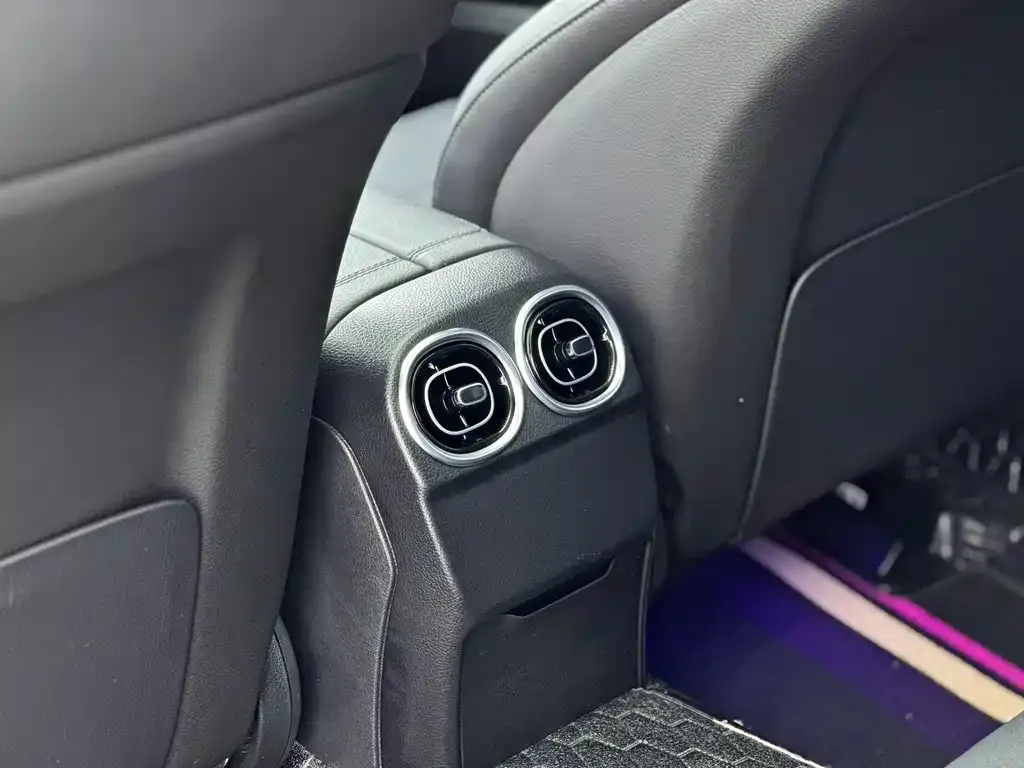 Mercedes-Benz C-Class New Energy — фото 8