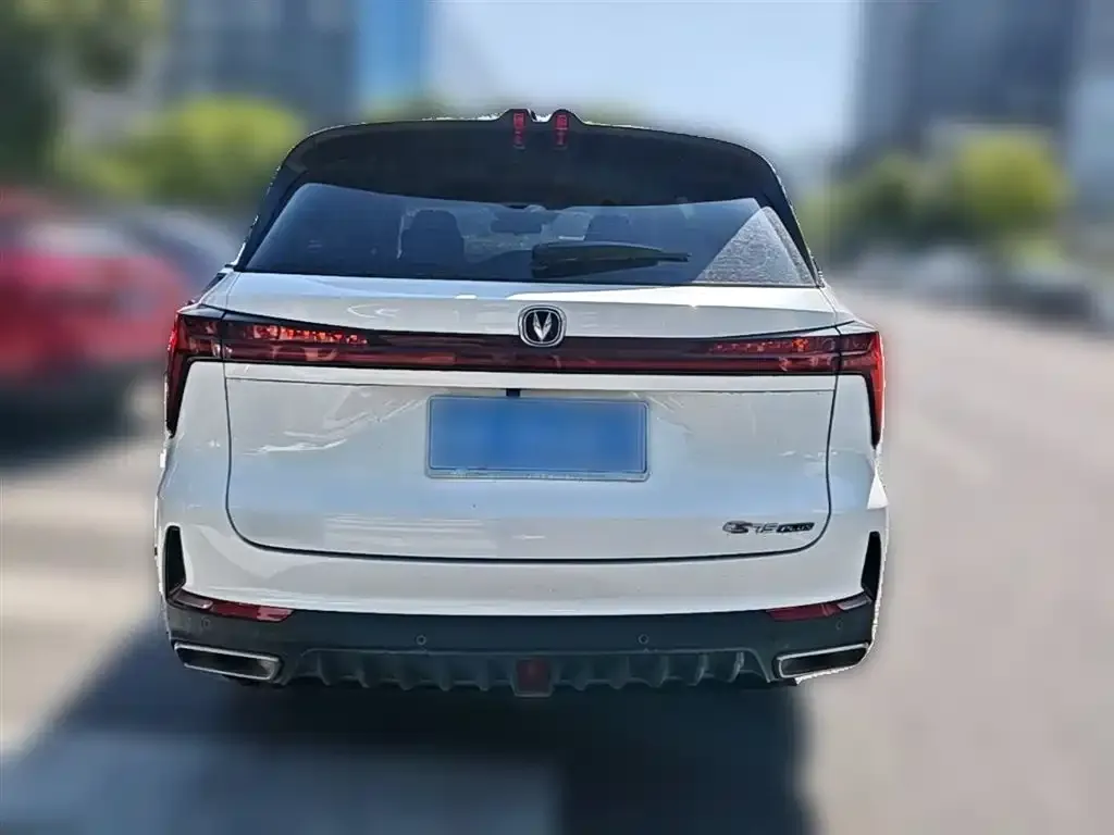 Changan CS75PLUS — фото 2