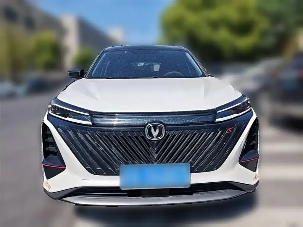 Changan CS75PLUS — фото 3