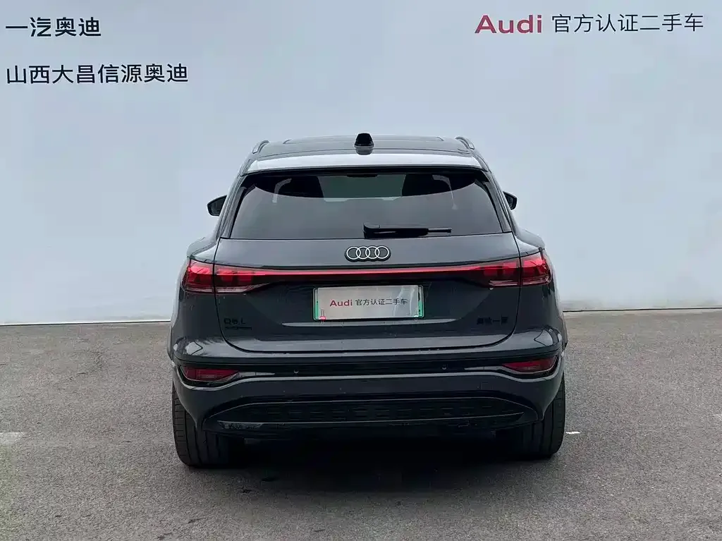Audi Q6L e-tron — фото 4