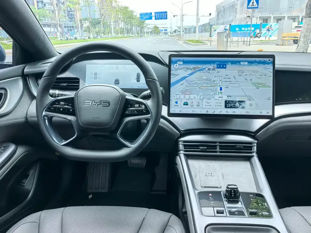 BYD Seal 07 DM-i — фото 3