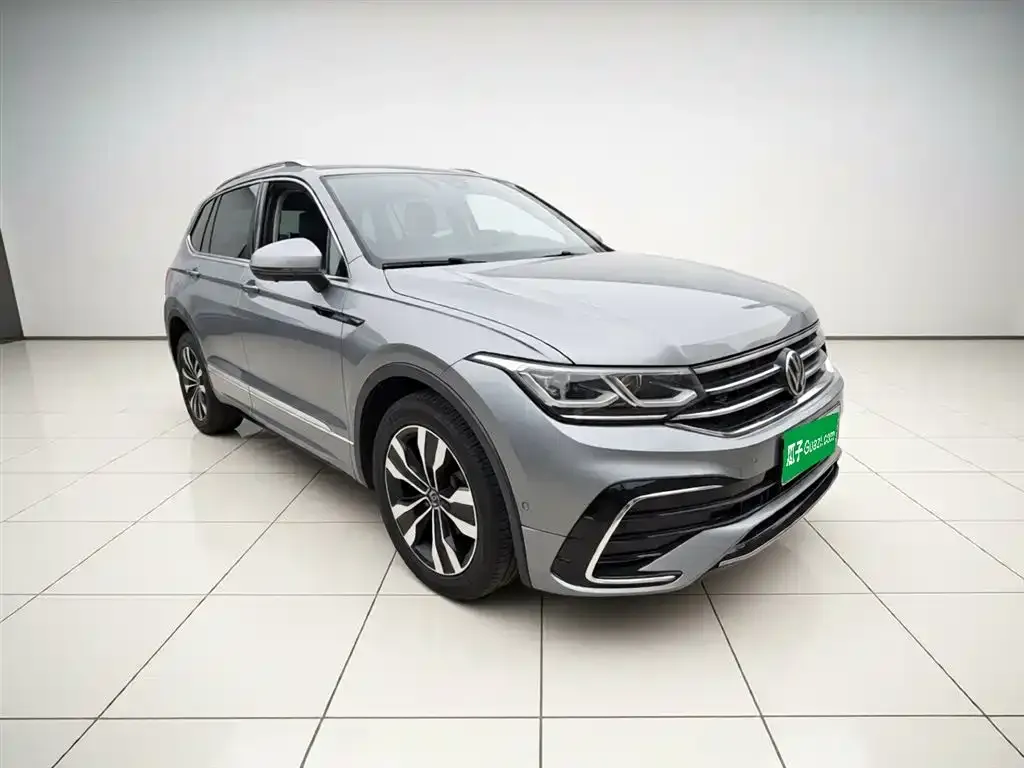 Volkswagen Tiguan L — фото 5