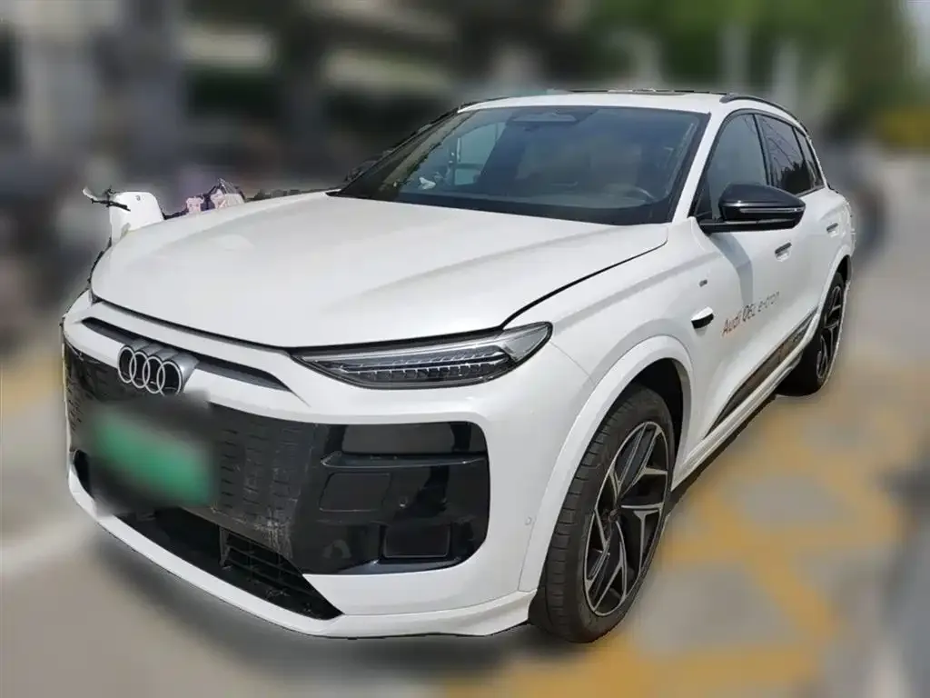 Audi Q6L e-tron — фото 4