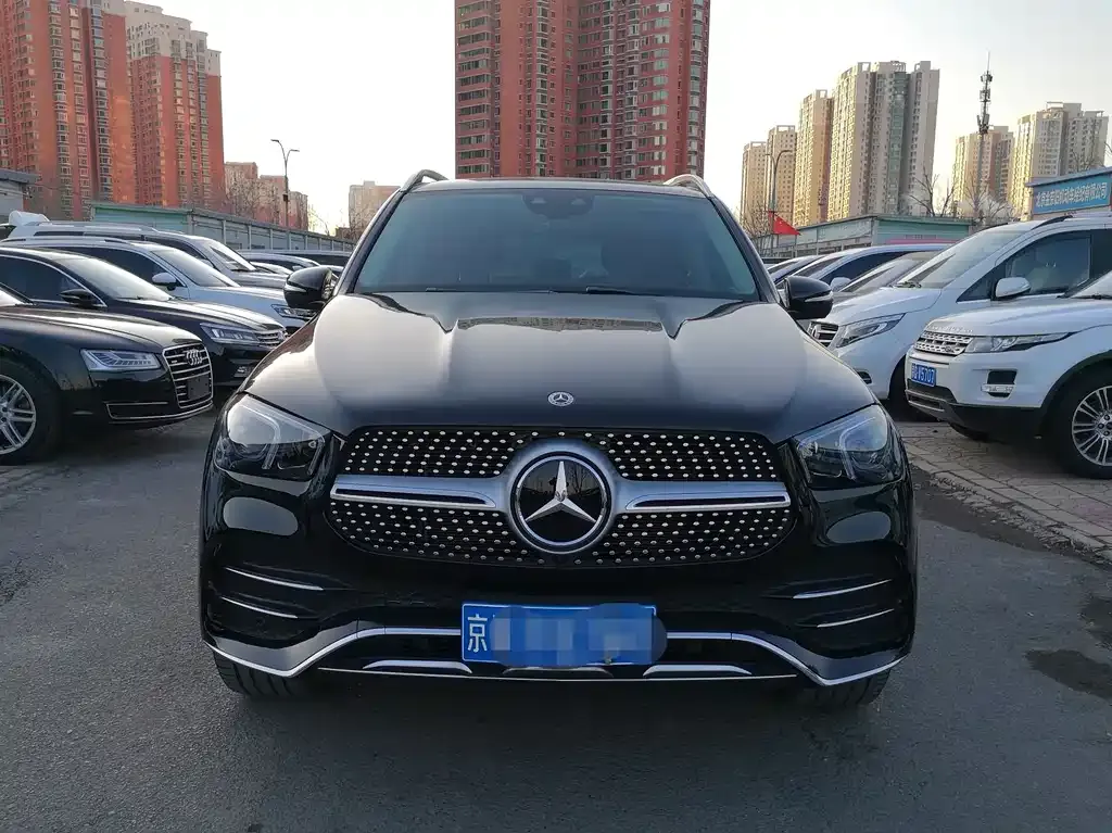 Mercedes-Benz GLE — фото 10