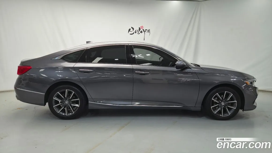 Honda Accord — фото 2