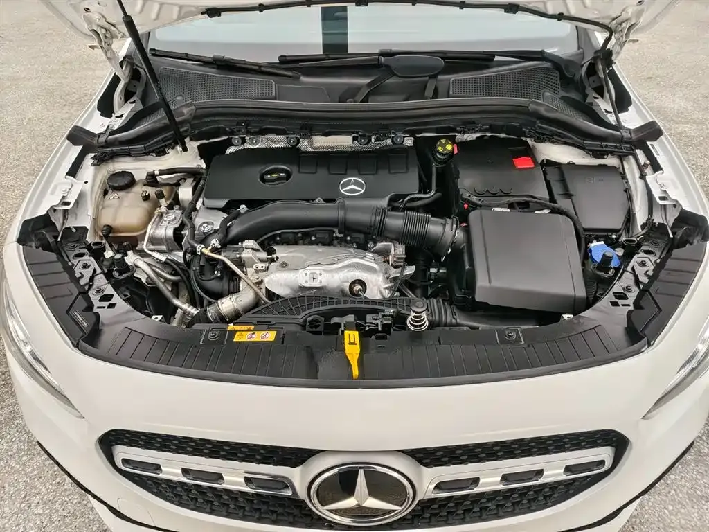 Mercedes-Benz GLA — фото 10