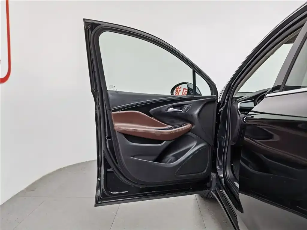 Buick Envision Plus — фото 8