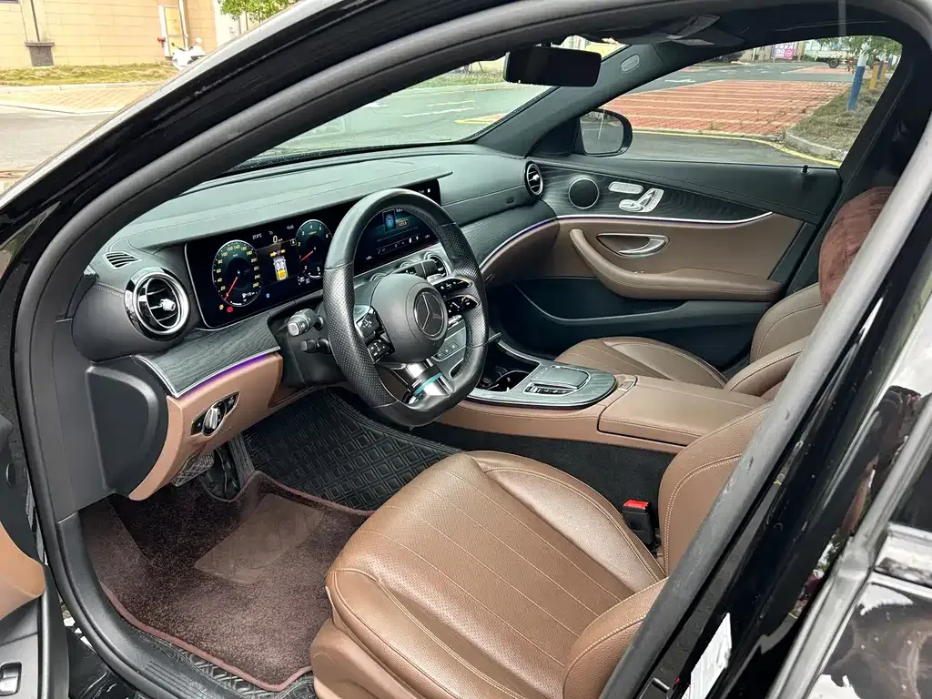 Mercedes-Benz E-Class (Import) — фото 8