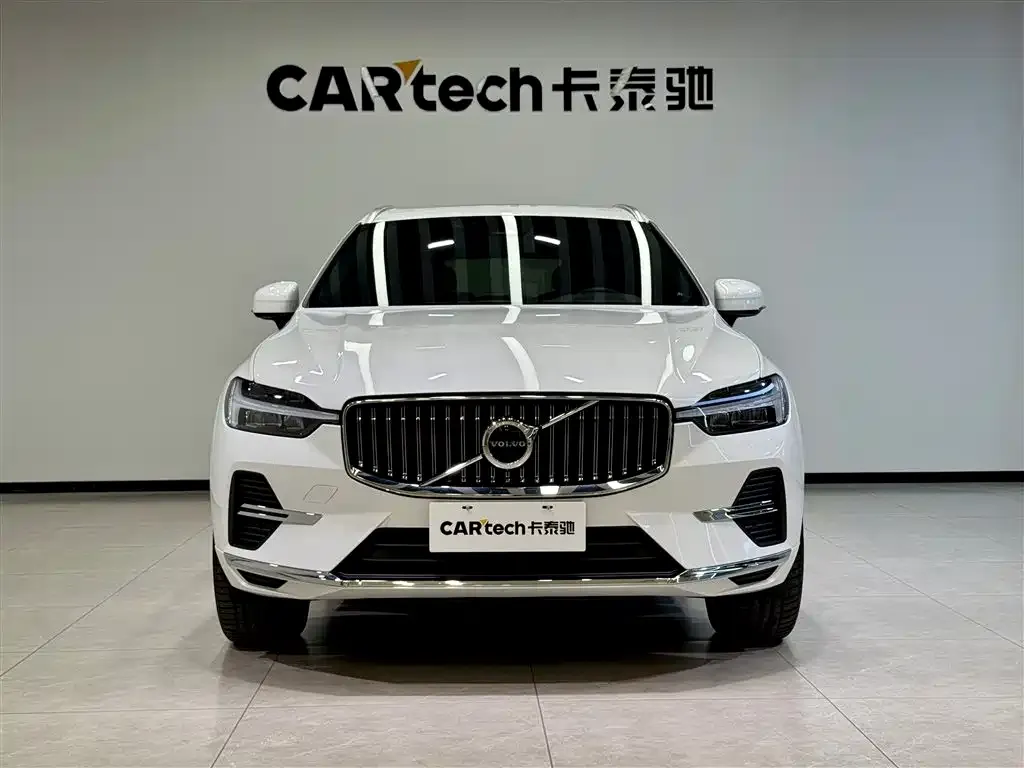 Volvo XC60 — фото 2