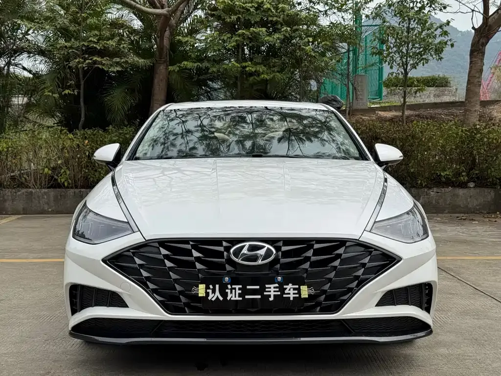 Hyundai Sonata — фото 9