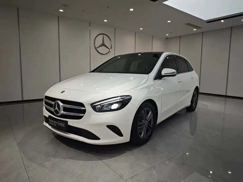 Mercedes-Benz B-Class — фото 1
