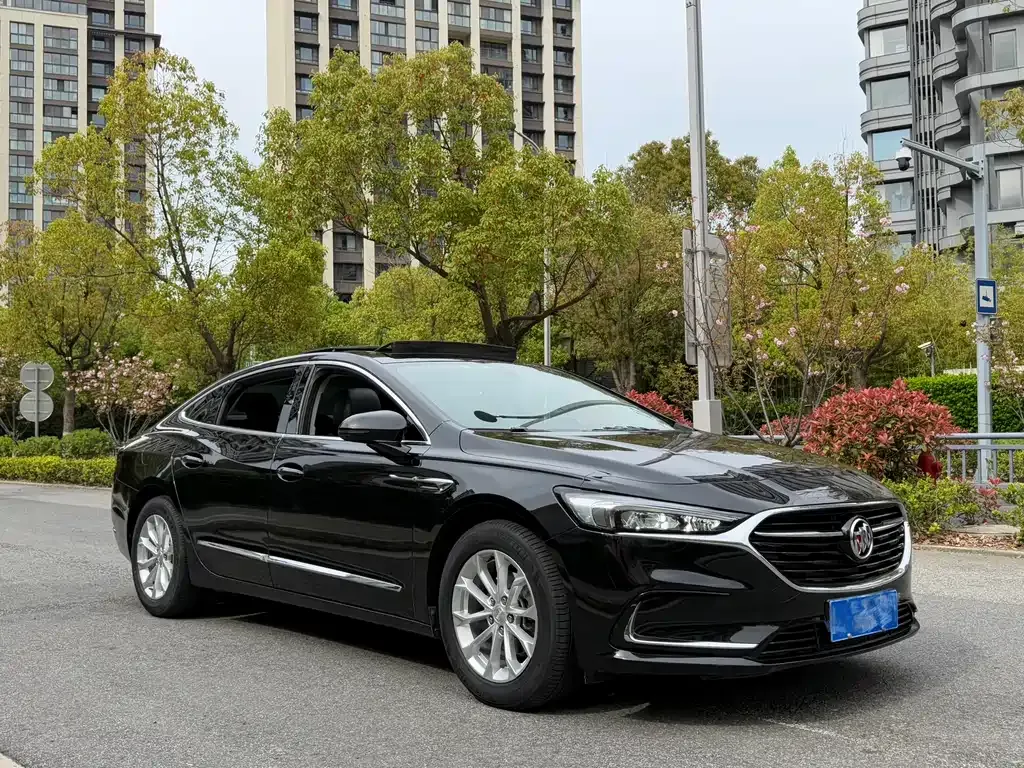 Buick LaCrosse — фото 2