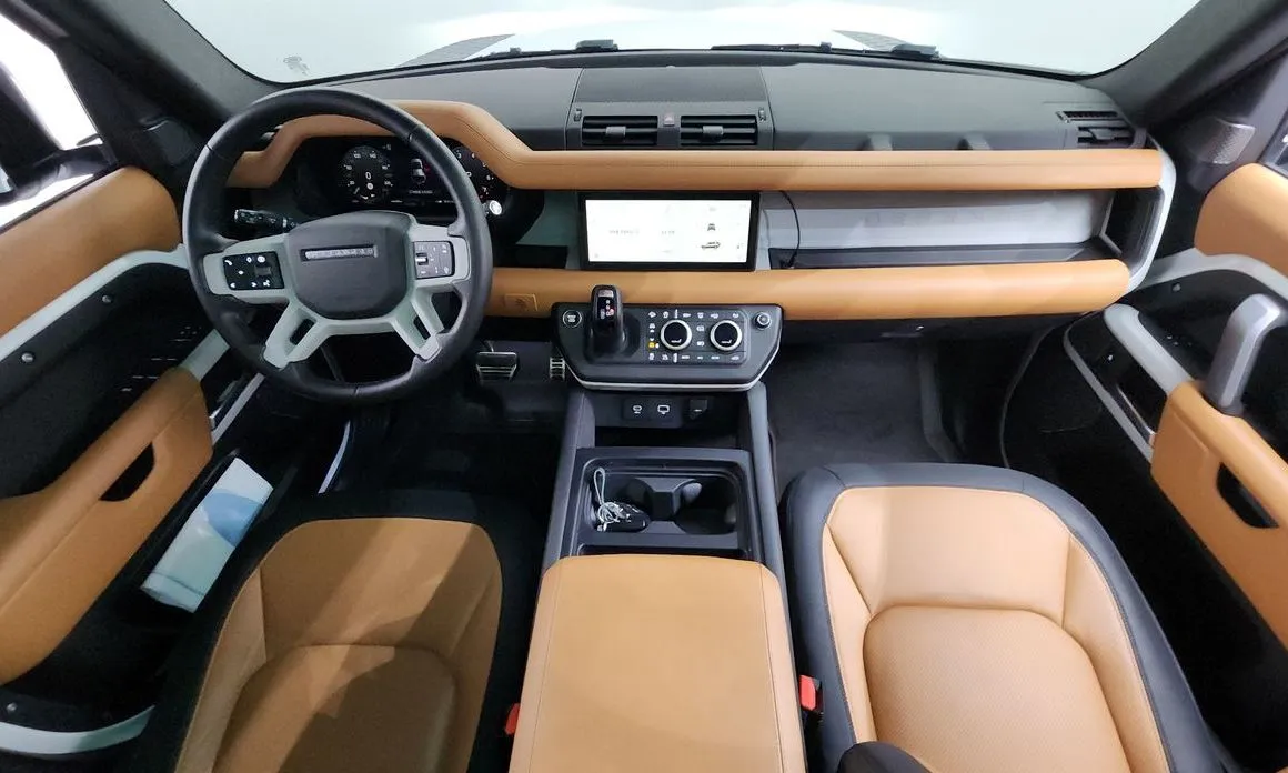 Land Rover Defender — фото 10