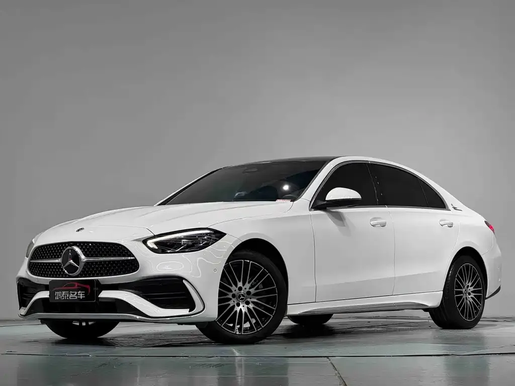 Mercedes-Benz C-Class — фото 1