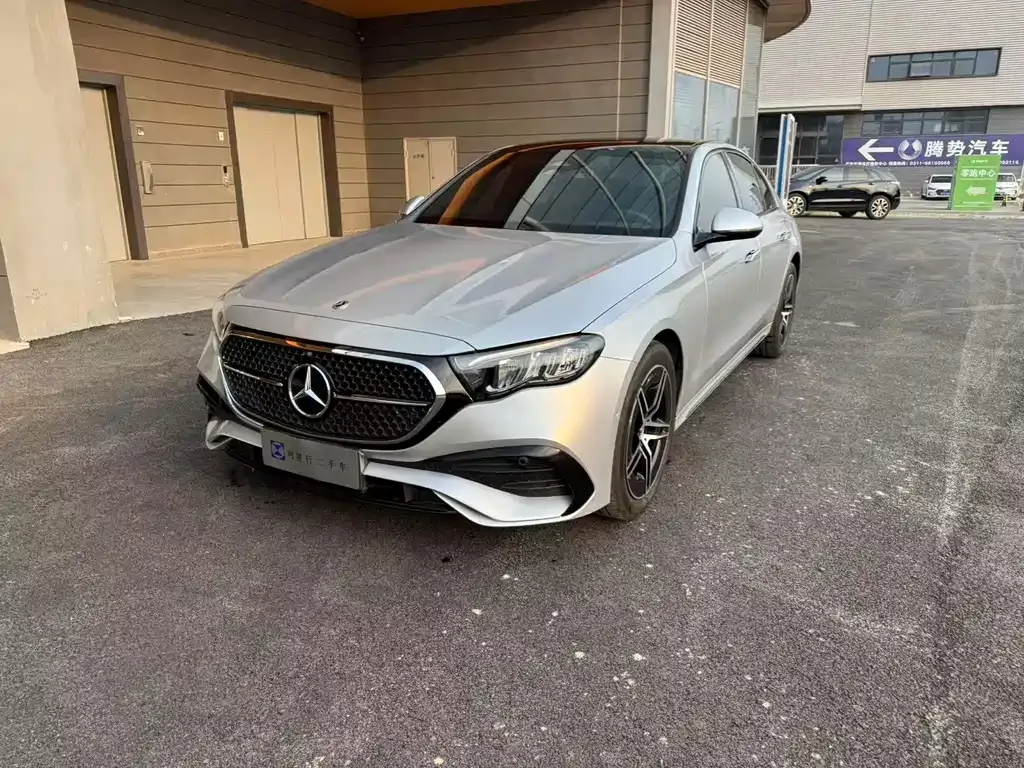 Mercedes-Benz E-Class (Import) — фото 9