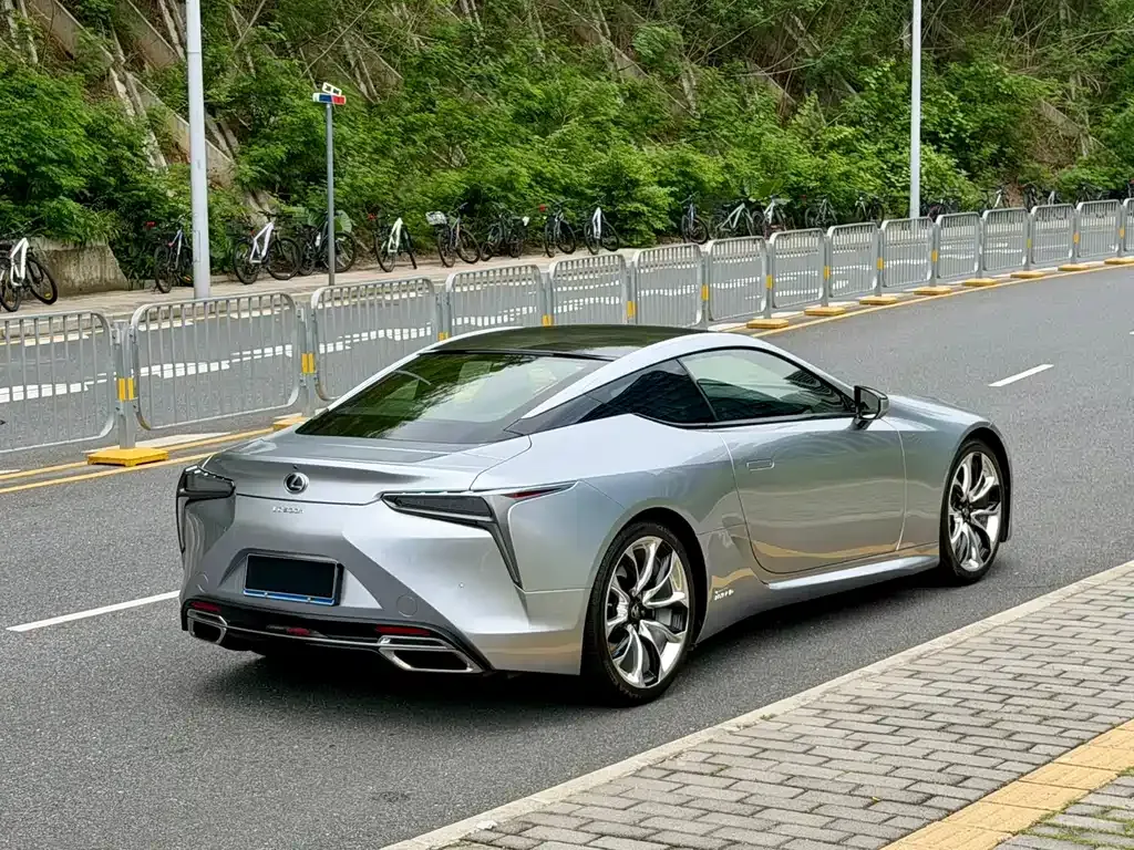 Lexus LC — фото 6