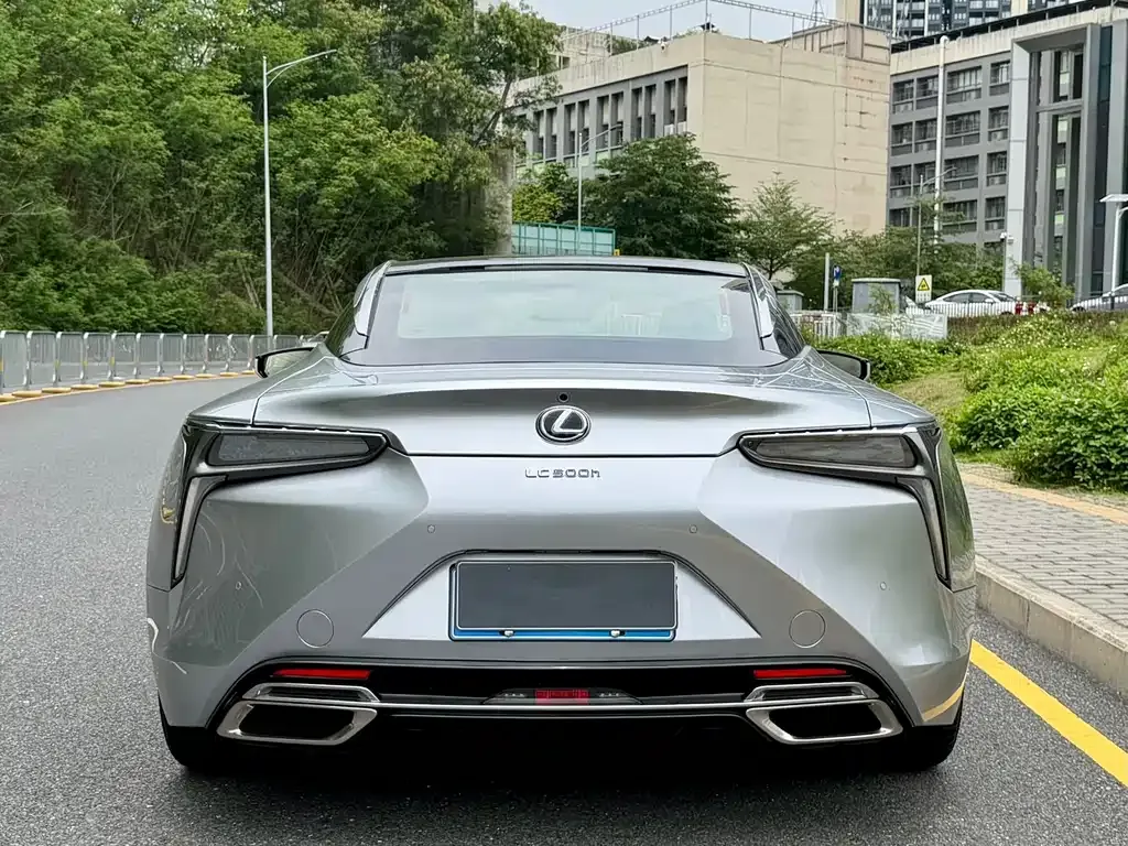 Lexus LC — фото 8
