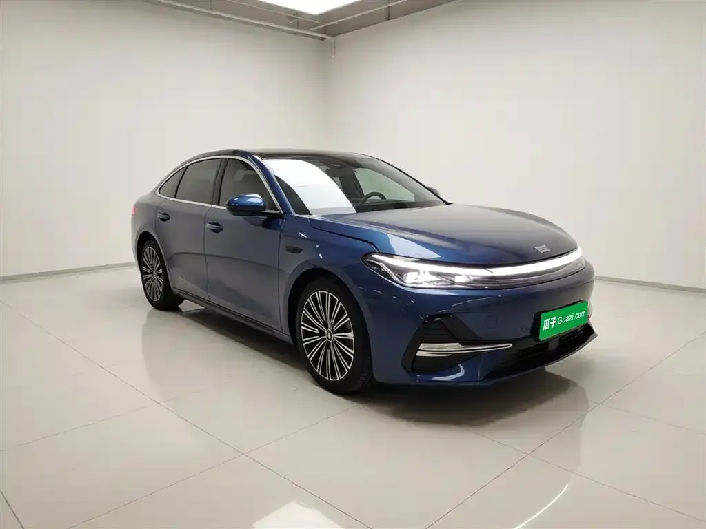 Geely Galaxy A7 — фото 4