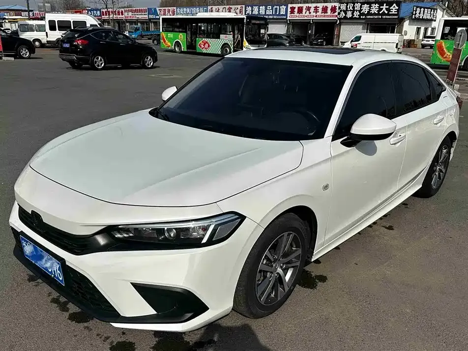 Honda Civic — фото 1