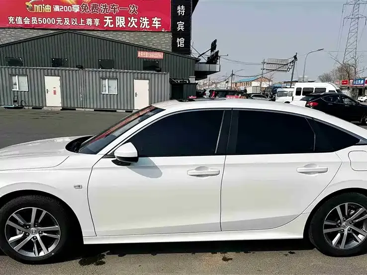 Honda Civic — фото 3