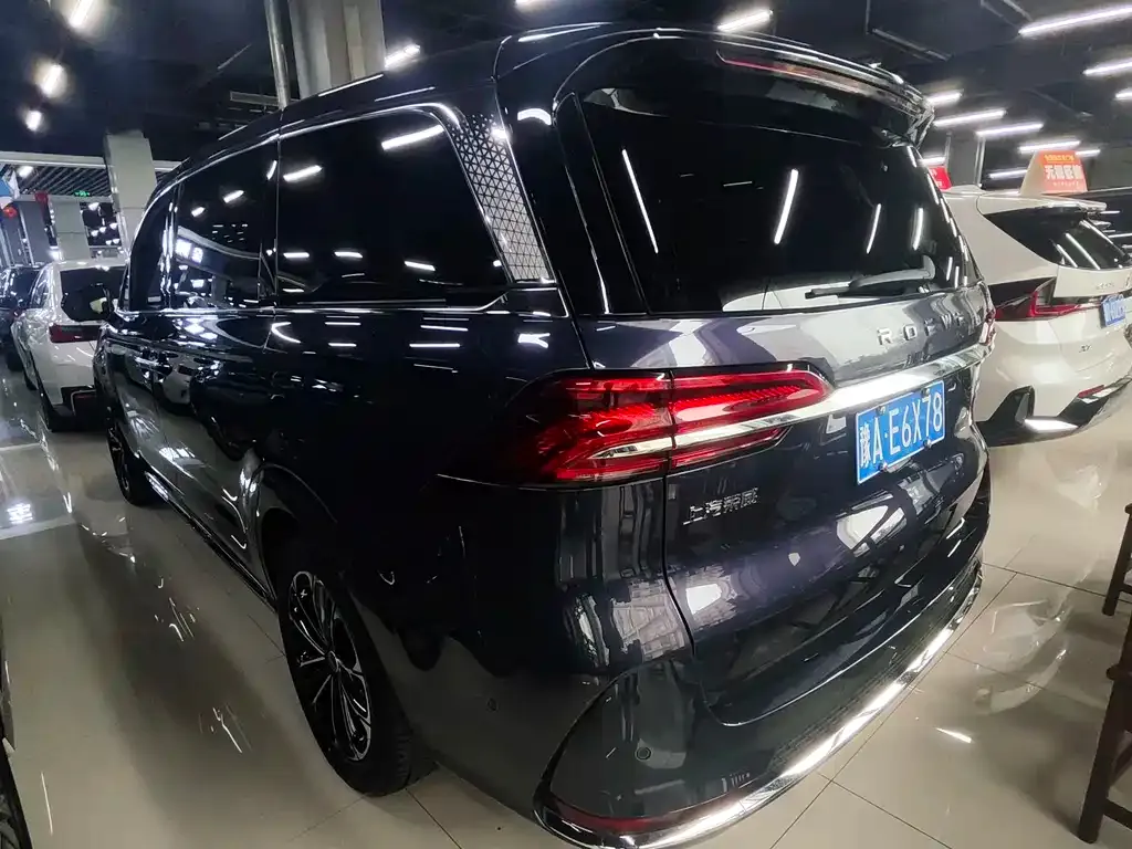 Roewe iMAX8 — фото 10