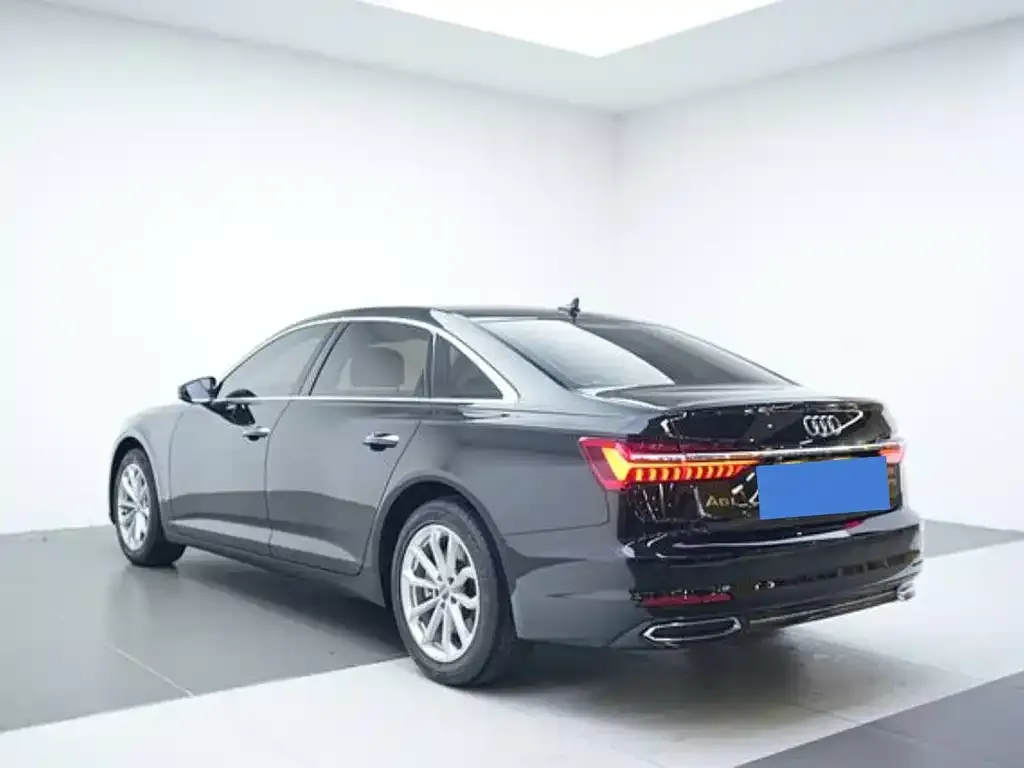 Audi A6L — фото 4