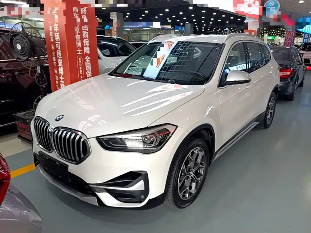 BMW X1 — фото 1