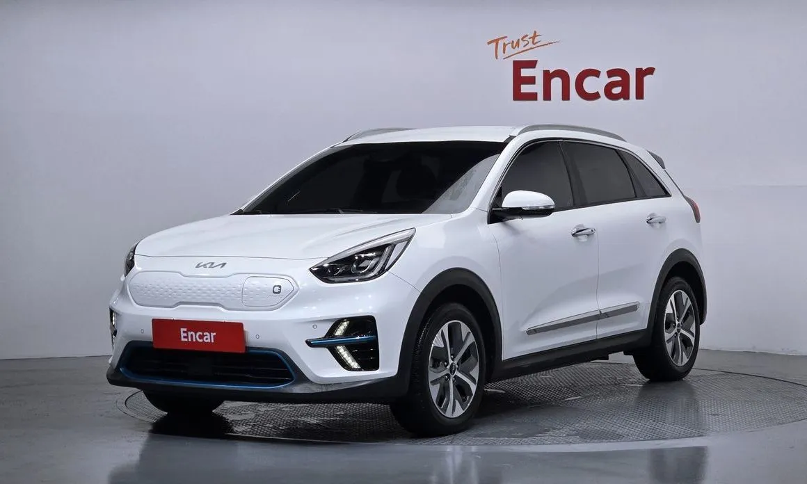 Kia Niro — фото 1