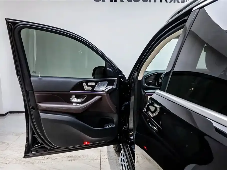 Mercedes-Benz GLE — фото 6