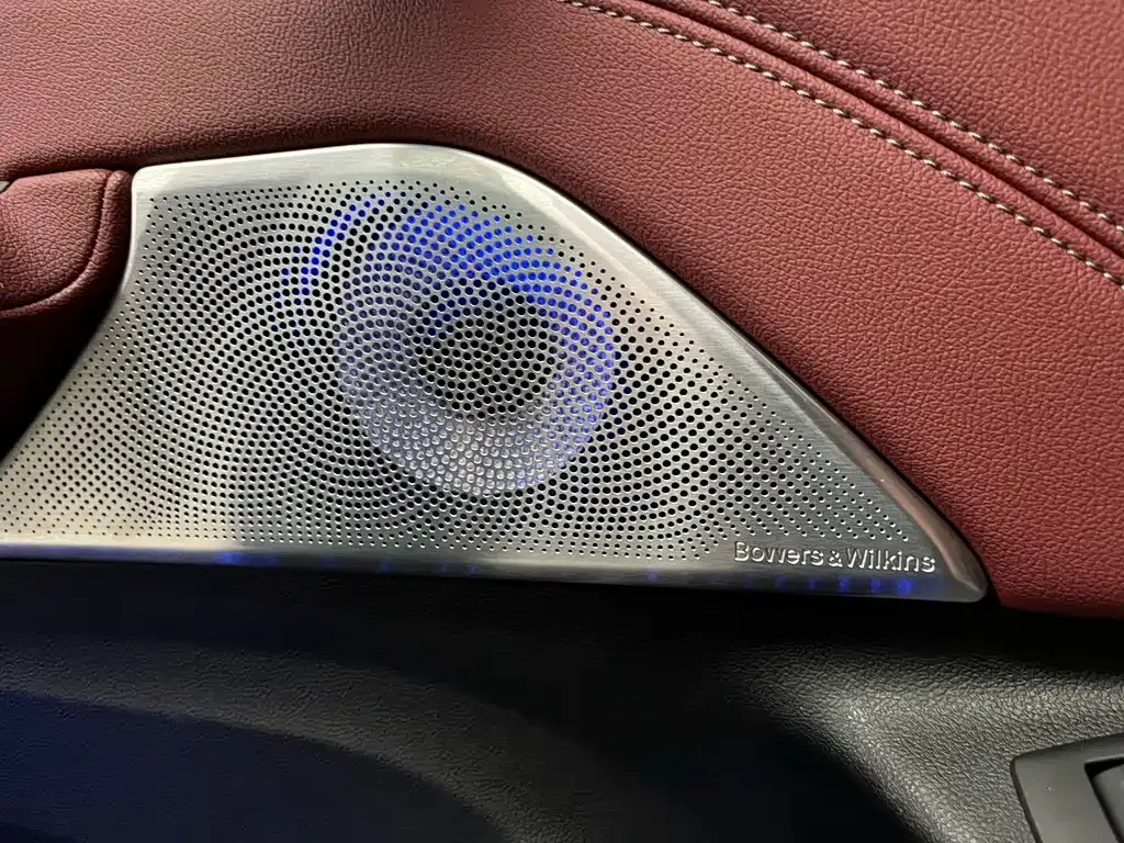 BMW 5 Series — фото 10