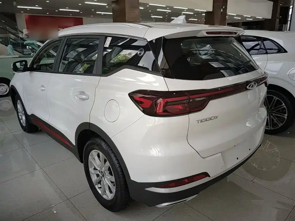 Chery Tiggo 7 — фото 4
