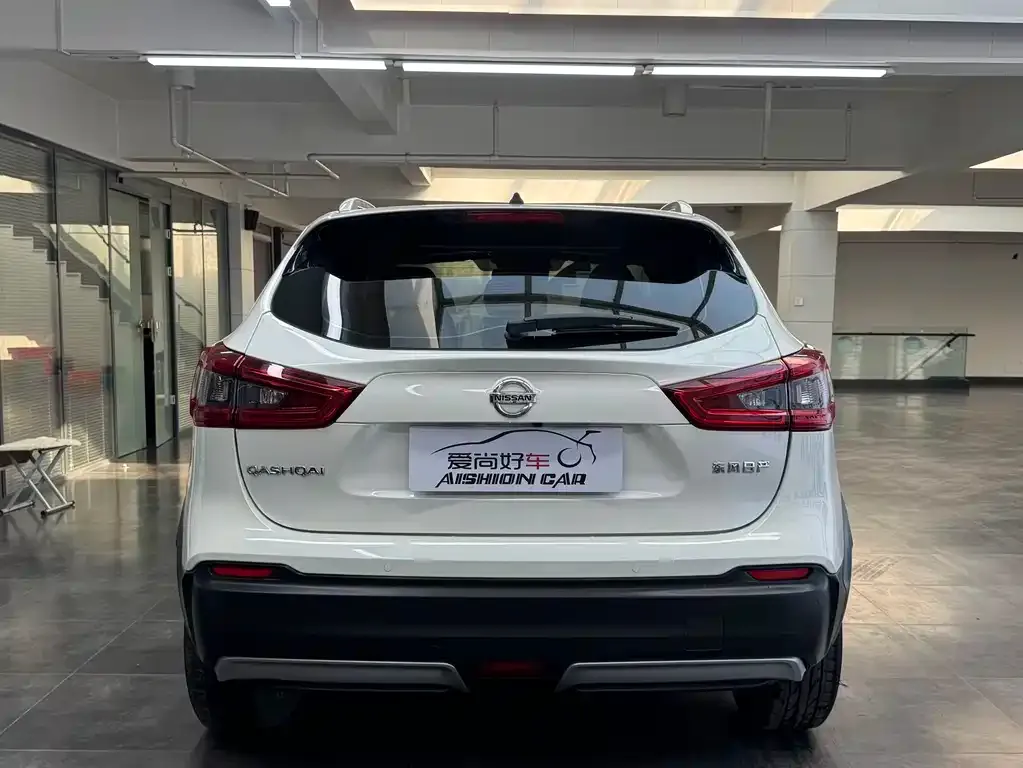 Nissan Qashqai — фото 2