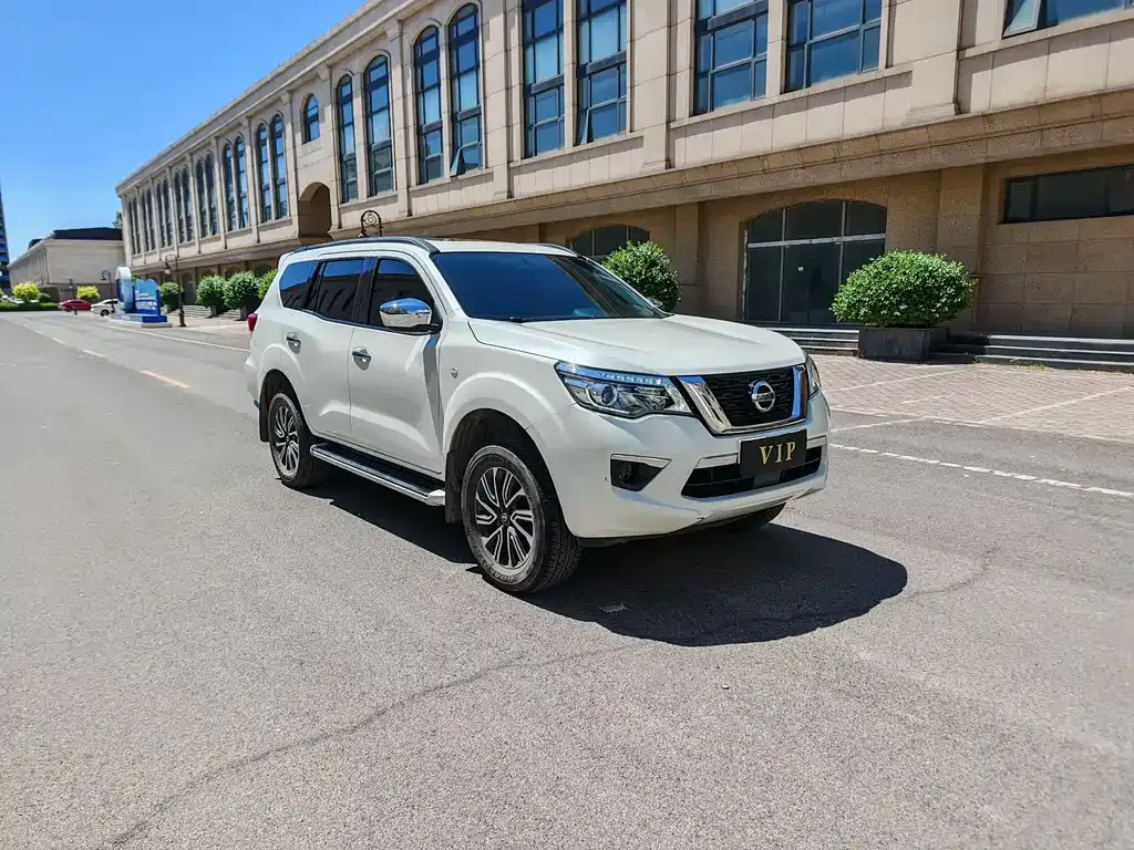 Nissan Terra — фото 6