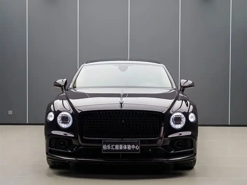 Bentley Flying Spur — фото 5