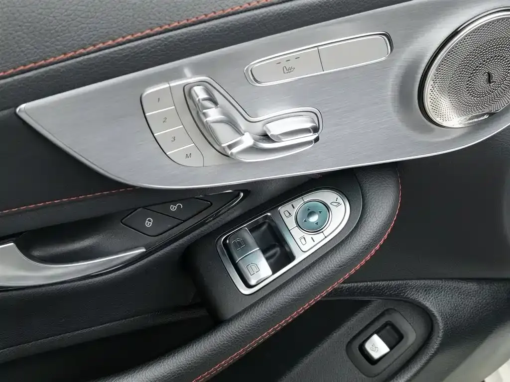 Mercedes-Benz C-Class (Import) — фото 8